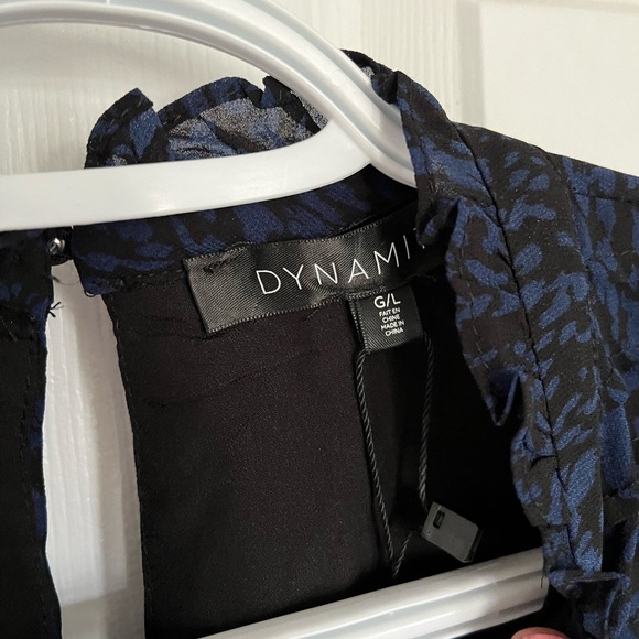 Dynamite Devyn Printed Dress - Picture 5 of 6